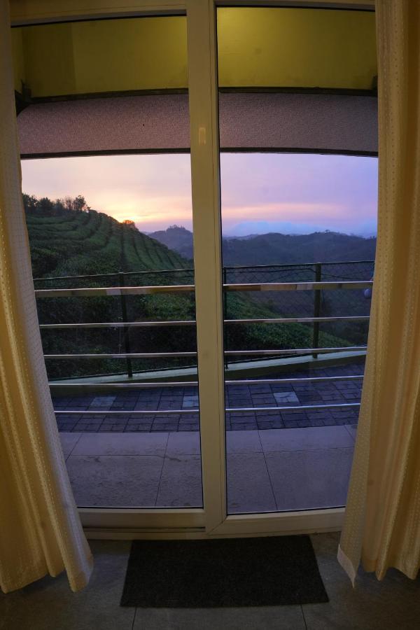 Vaga Mist Resort Vagamon Idukki Εξωτερικό φωτογραφία