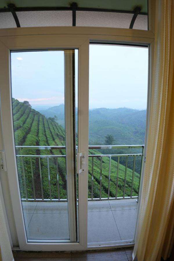Vaga Mist Resort Vagamon Idukki Εξωτερικό φωτογραφία